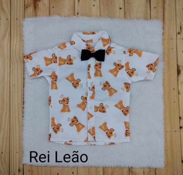 Camisa rei leão com gravata